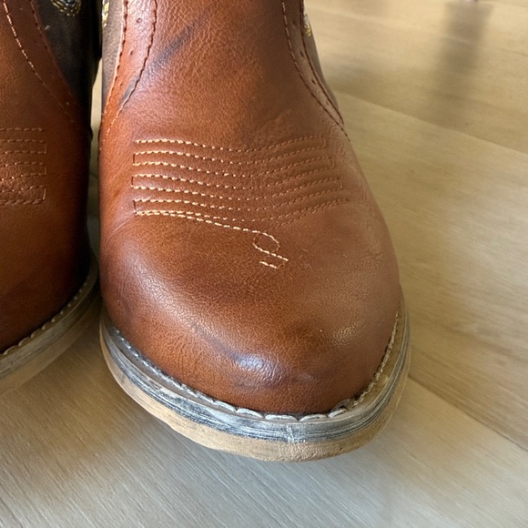 Brown and Tan Western Cowboy Boots Rollda Boots Only Worn a Few Times - Picture 16 of 16
